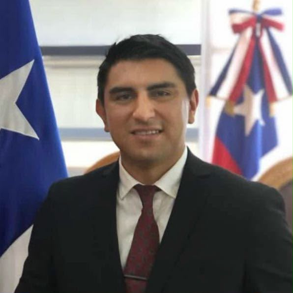 Abogado Sebastián Dávila